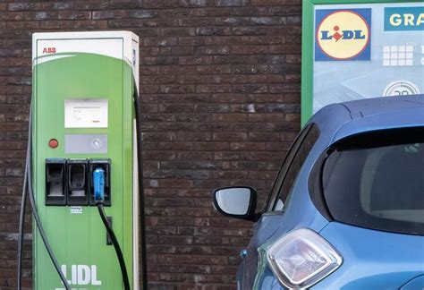 gratis laden lidl belgië|Lidl stopt met gratis laadpalen voor elektrische autos